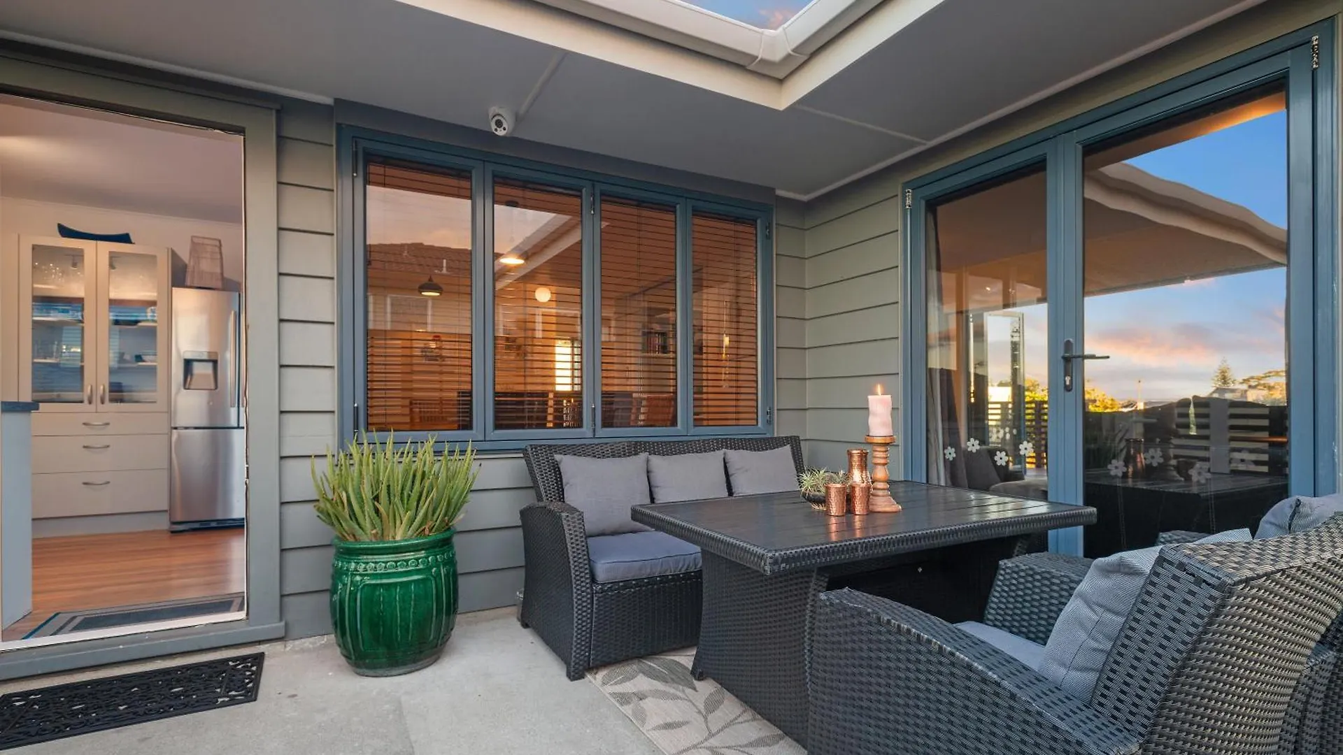 Ultimate Beach Location Mount Maunganui Holiday home